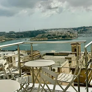4* Aparthotel Paulos